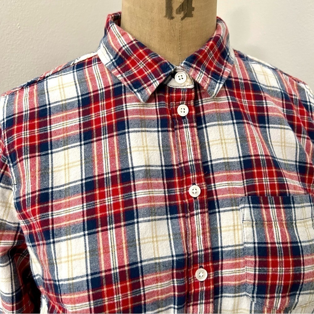 J Crew Women’s Red White Blue 100% Flannel Plaid Button Down Shirt Size M - Picture 6 of 11